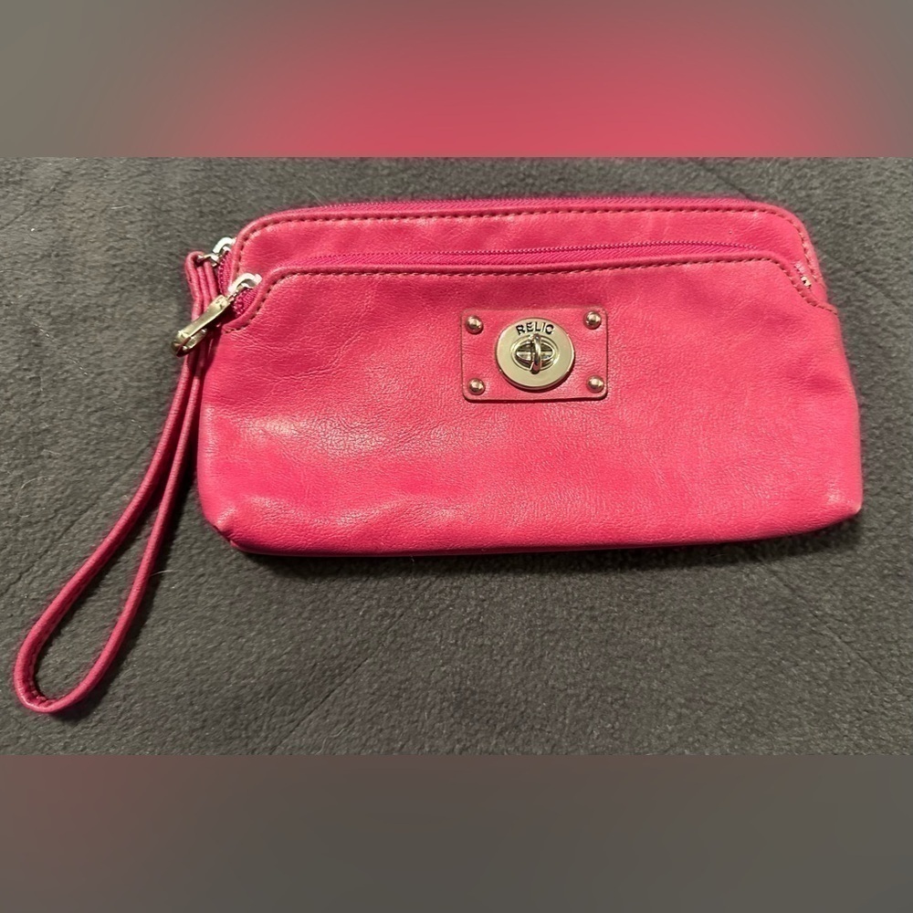 Relic Leather Wristlet - Barbie Pink